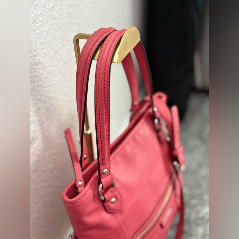 COACH DAISY CORAL LEATHER MIA - Picture 14 of 14